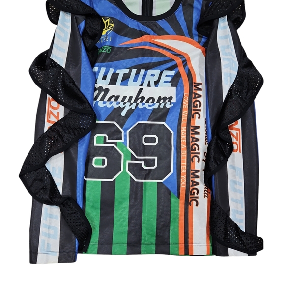 Top - Picture 3 of 3